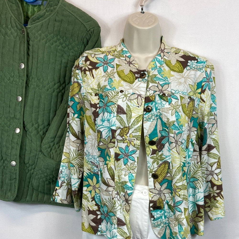 2/$16 lot - Cream Floral blazer Linen blend soft Sz PS + get free Med jacket